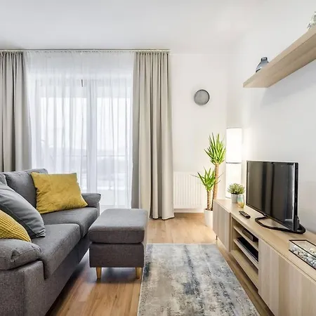 Marina At Danube - Free Private Parking! דירה *