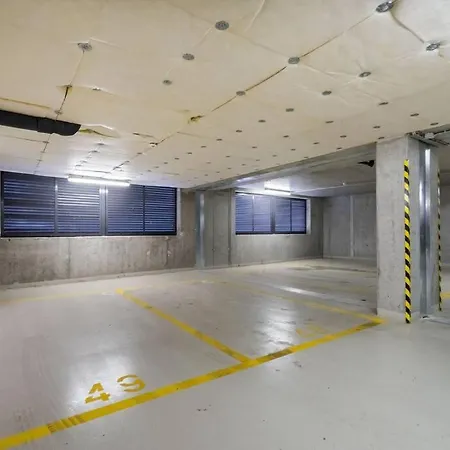 Apartment Marina At Danube - Free Private Parking! Budapest