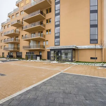 Marina At Danube - Free Private Parking! Apartment *