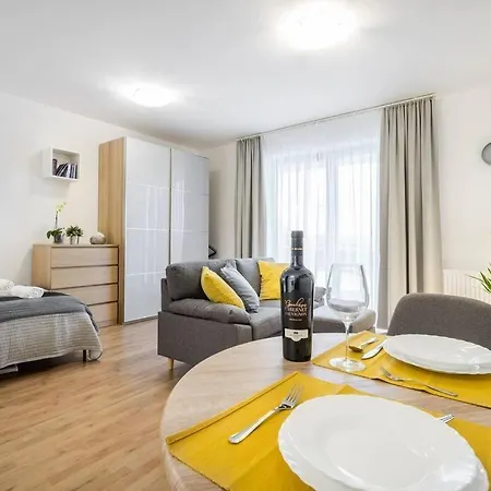 דירה Marina At Danube - Free Private Parking! *