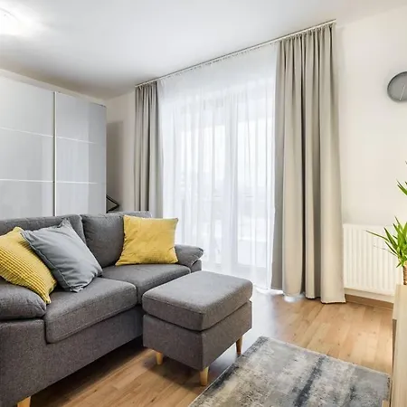 Marina At Danube - Free Private Parking! Apartment