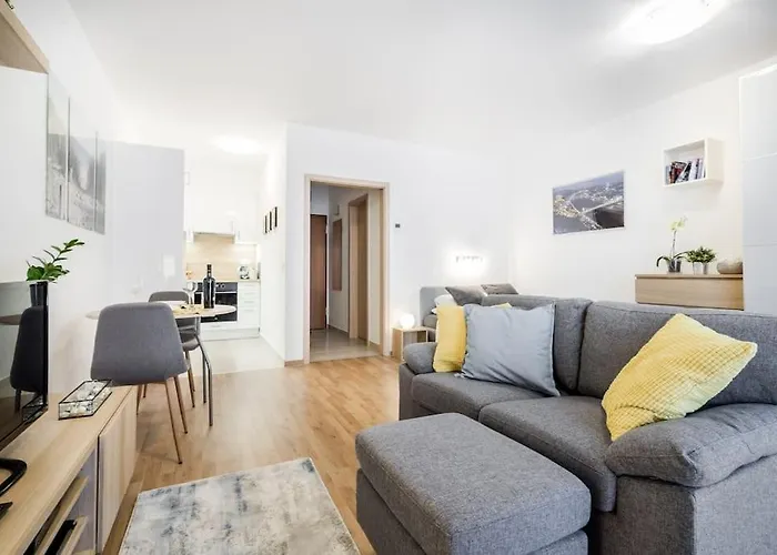 Marina At Danube - Free Private Parking! * Budapest