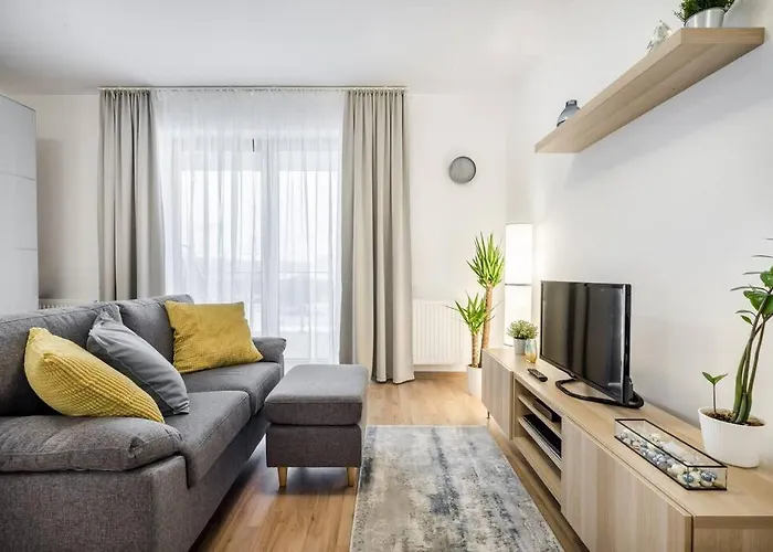 Marina At Danube - Free Private Parking! Apartment *