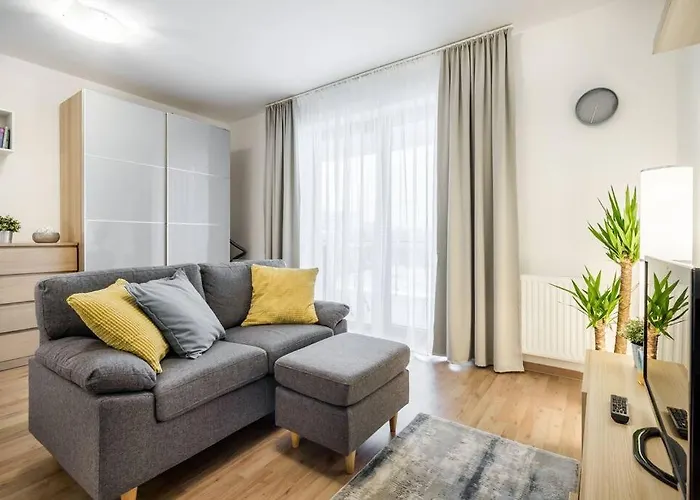 Marina At Danube - Free Private Parking! Apartmán